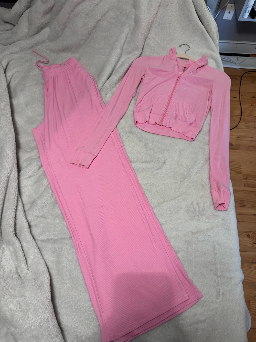 SKIMS SOFT LOUNGE SET